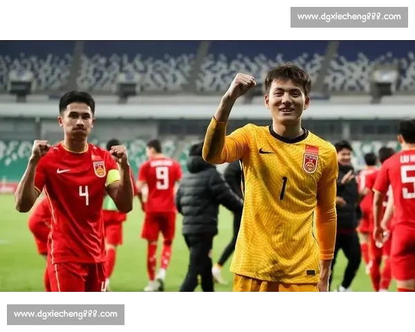 国足迎战泰国队挑战亚洲杯小组赛首胜 力争全力突破晋级难关