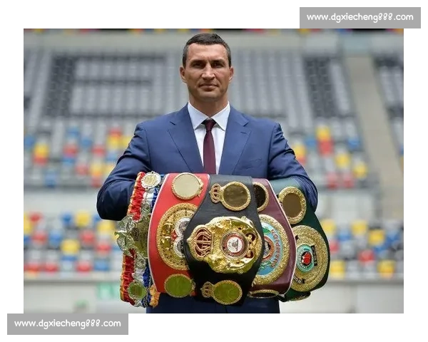 拳坛世纪对决克利钦科对阵泰森力量与技术的终极碰撞谁主沉浮之战