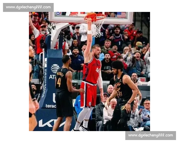 快船硬碰骑士强强对话看巨星博弈与战术走向东西部焦点之夜胜负悬念拉满